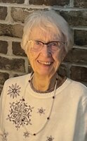 Marilyn H Lavender