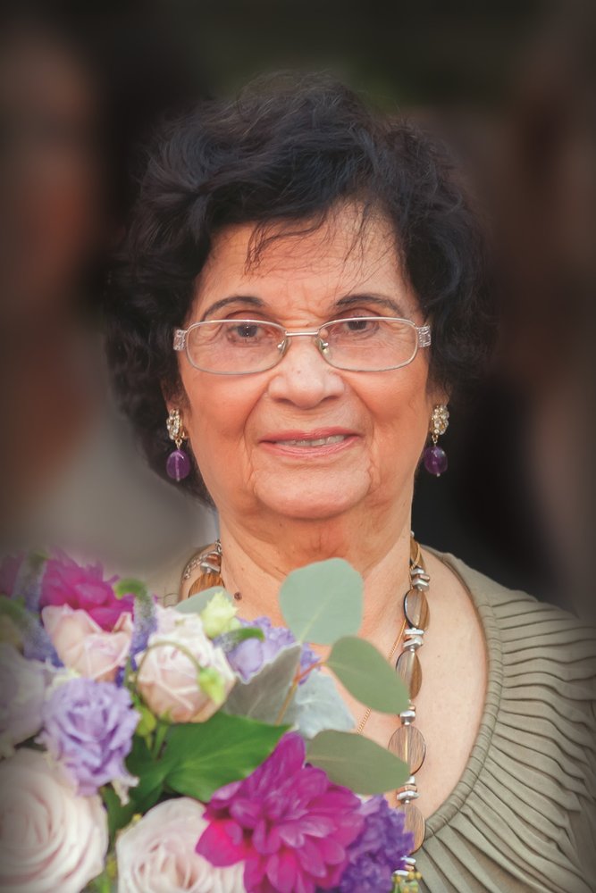 Ramona De La Cruz
